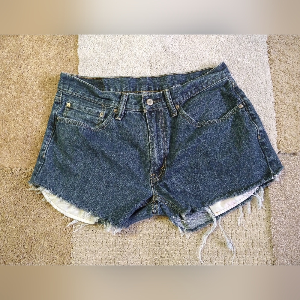 Levi's 559 Men's Size 30 Waist Mid-Rise Cut Off Blue Jean Shorts